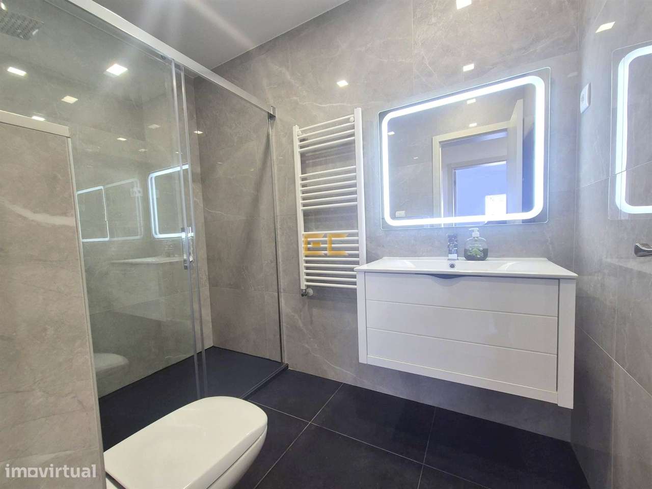 Apartamento T0, para venda, na Figueira da Foz!-12