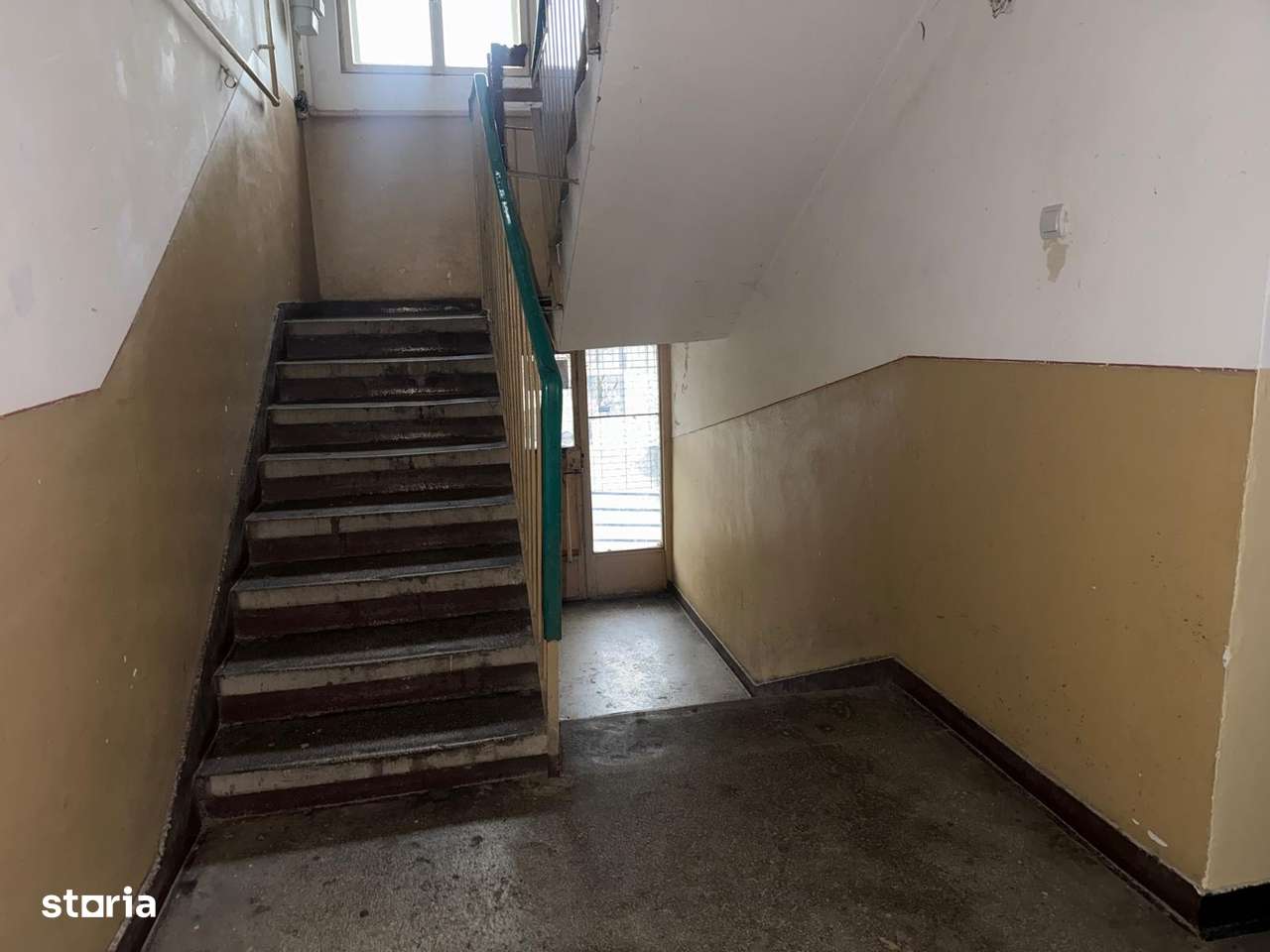 Vanzare apartament 3 camere,  mobilat+utilat, Targoviste, micro 9-16