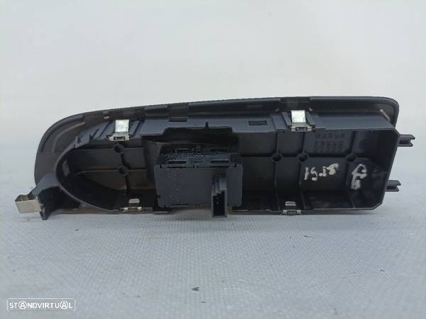 Botao Vidro Direito Drt Bmw 1 (E81) - 2