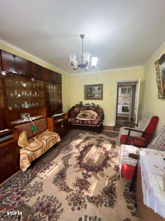 Apartament 3 camere, etaj 2, Garaj, Radauti - Imagine principală: 2/14