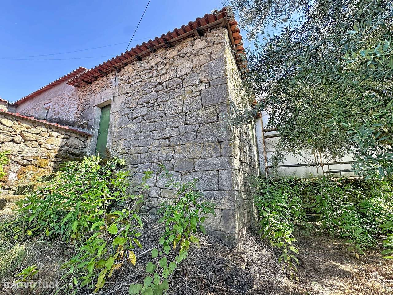 Moradia Térrea com Vista Panorâmica e 4.500 m² de Terreno | Vila Cova,-47