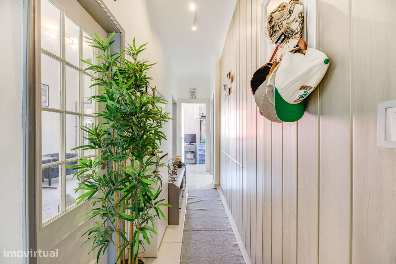 APARTAMENTO T2 | 66 M² | MINA DE ÁGUA - Grande imagem: 3/18