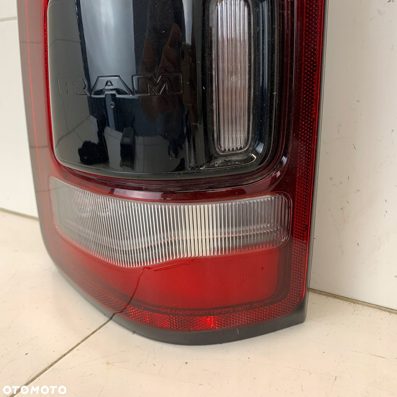 Lampa tył tylna prawa lewa oryginalna DODGE RAM V 1500 LARAMIE 22r - 8