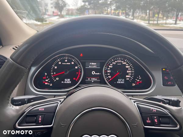 Audi Q7 3.0 TFSI Quattro Tiptronic - 8