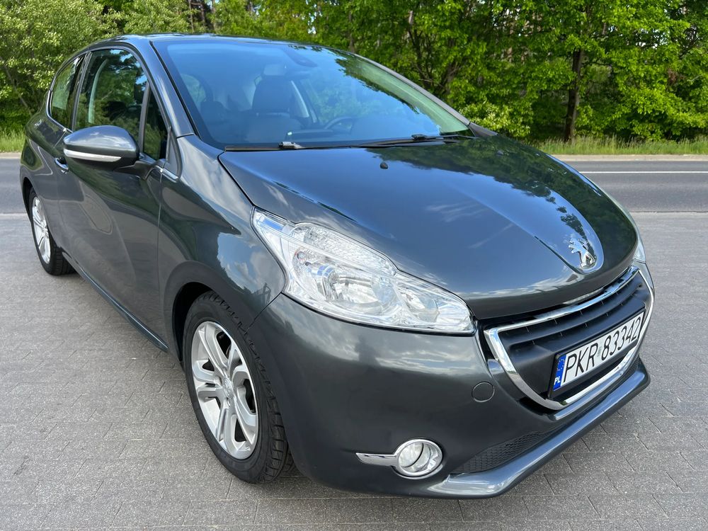 Peugeot 208 I 2013