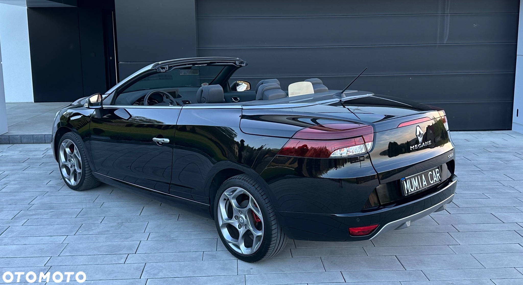 Renault Megane TCe 180 Coupe-Cabriolet GT - 11