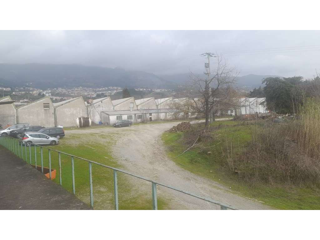 Unidade Industrial em funcionamento para venda, na Covilhã - Grande imagem: 3/26