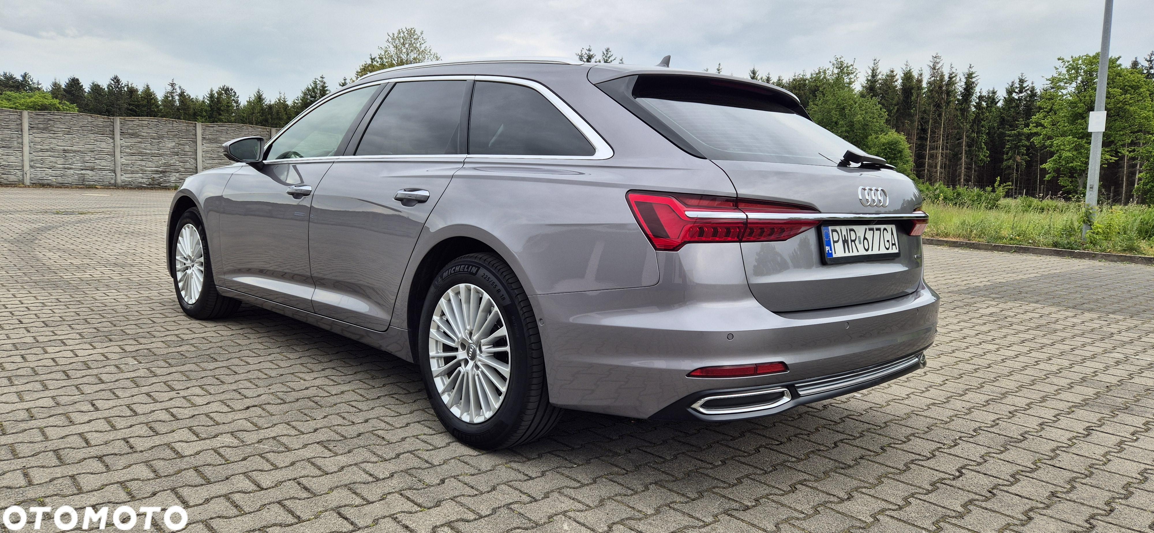 Audi A6 Avant 45 TDI quattro tiptronic design - 4