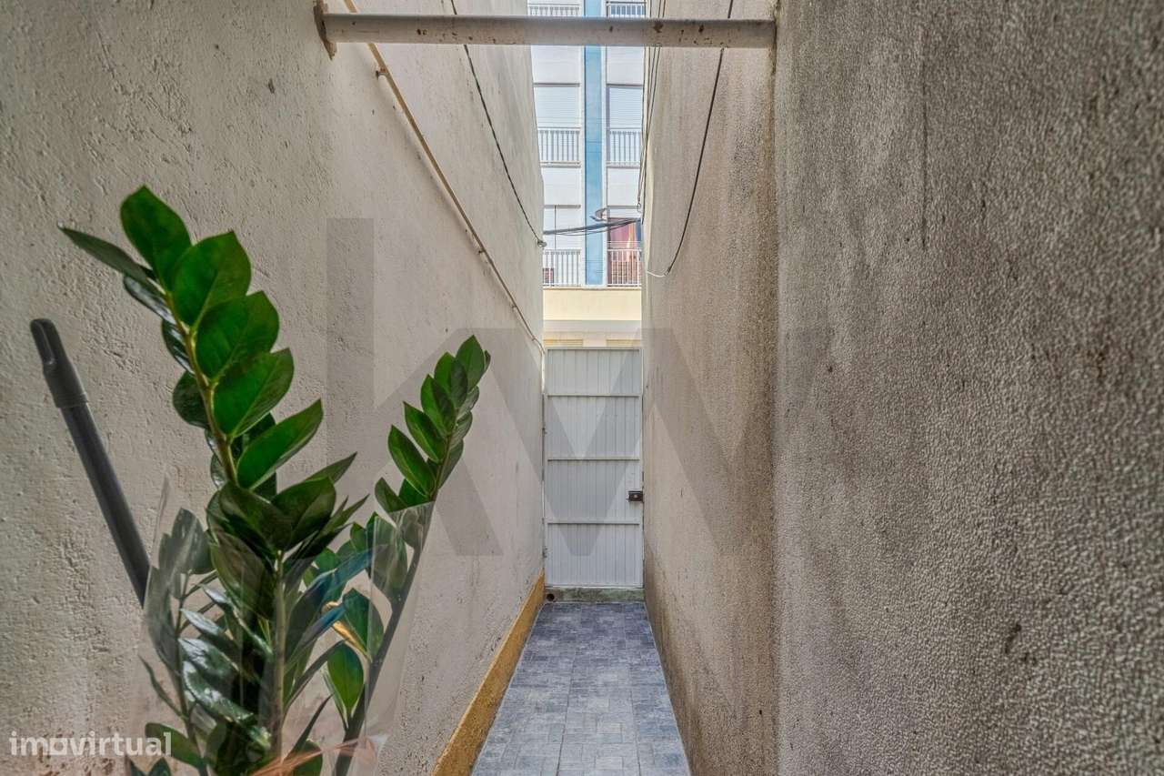 Para venda: Moradia no centro da Costa da Caparica-23