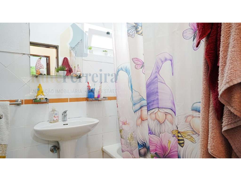 Moradia Térrea com Anexo Independente em Ribamar - Lourinhã-13