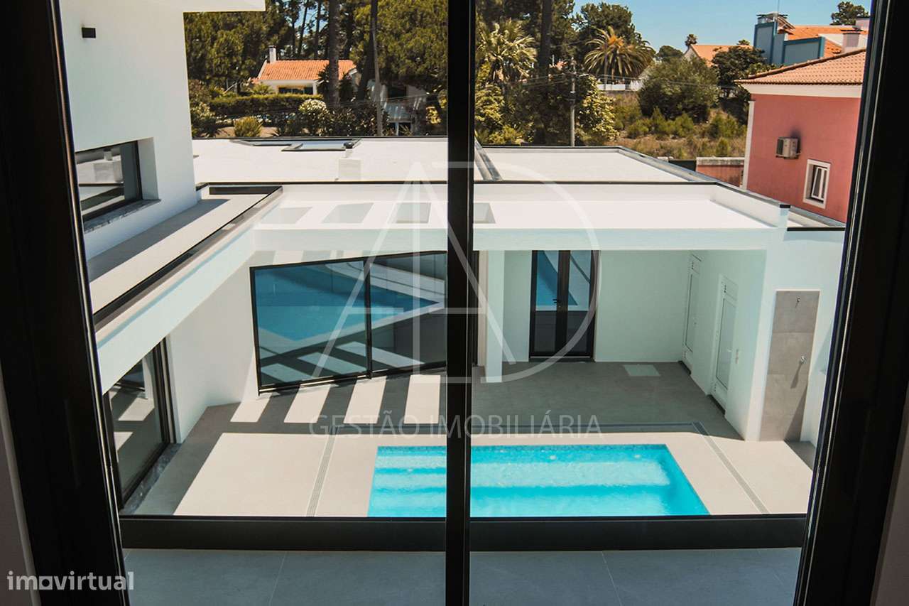 Moradia, 367 m², Corroios-22