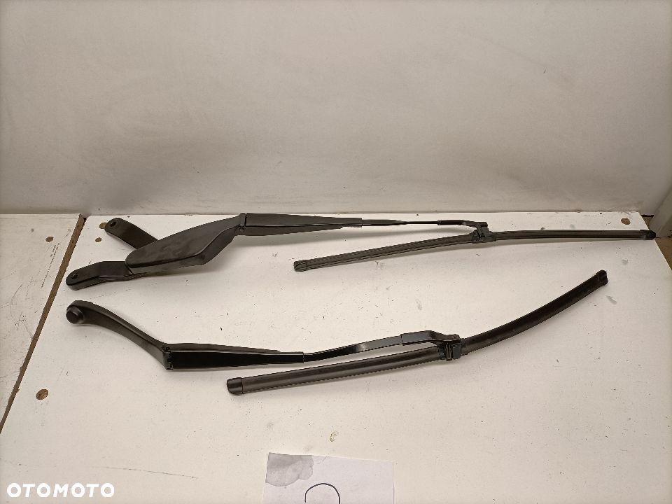 MERCEDES C W204 LIFT Ramie Ramiona WYCIERACZEK 2048201544 2048200044 - 1