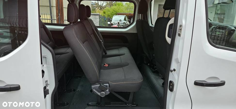 Renault Trafic - 16