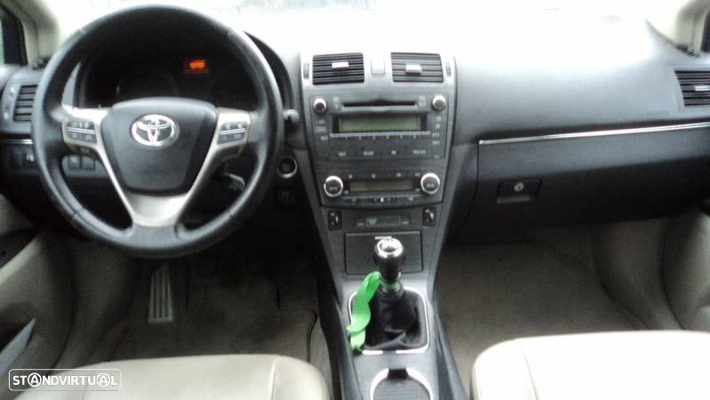 Toyota Avensis 2.2 D-4D 150cv SW 2009 - Para Peças - 5