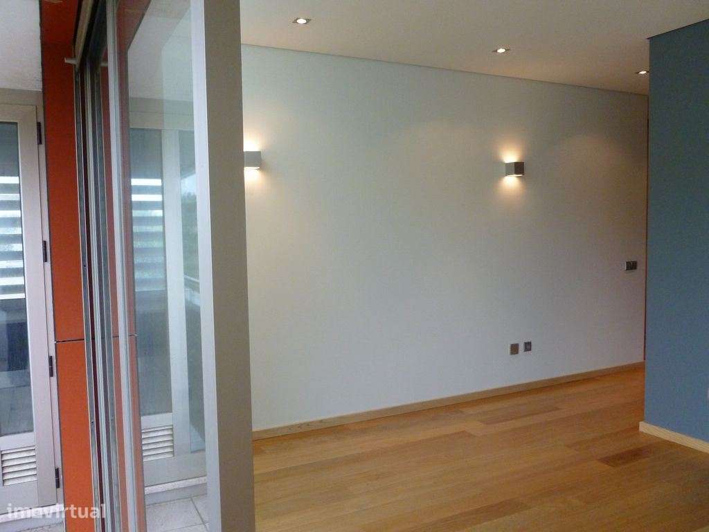 Apartamento R/Chão tipologia T1 em V. N. Gaia, Grijó, Portugal. - Grande imagem: 4/8