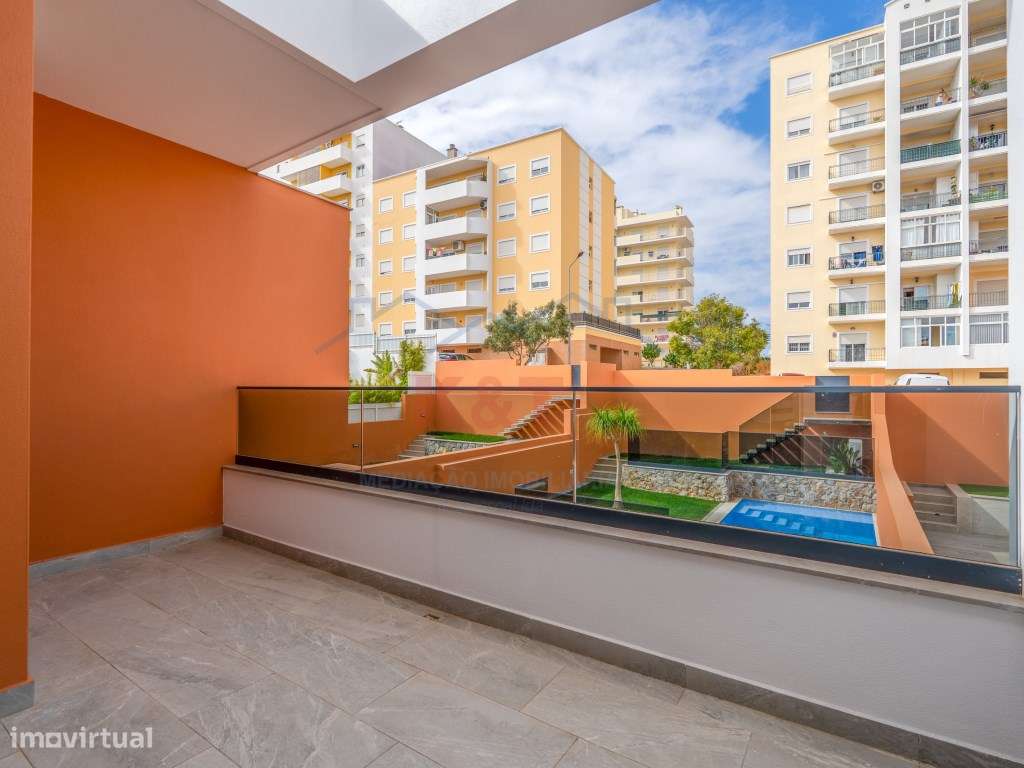 Moradia T3 com piscina-17