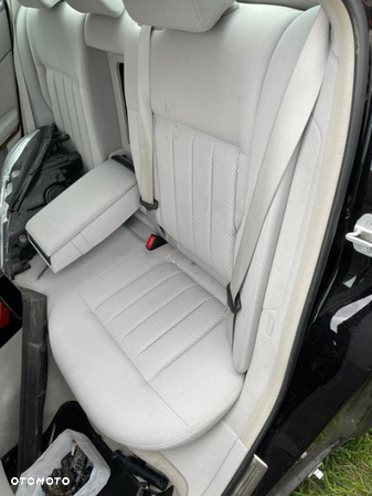 Fotel fotele kanapa boczki wnętrze Mercedes W212 E klasa sedan beżowy materiał - 2