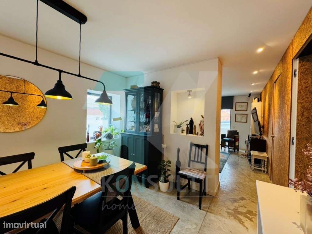 Moradia T3 + T2 em São João do Estoril - Alapraia-15