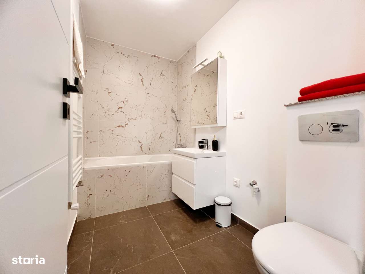 Ap. modern cu 3 cam complet mobilat și utilat, două băi+loc de parcare-4