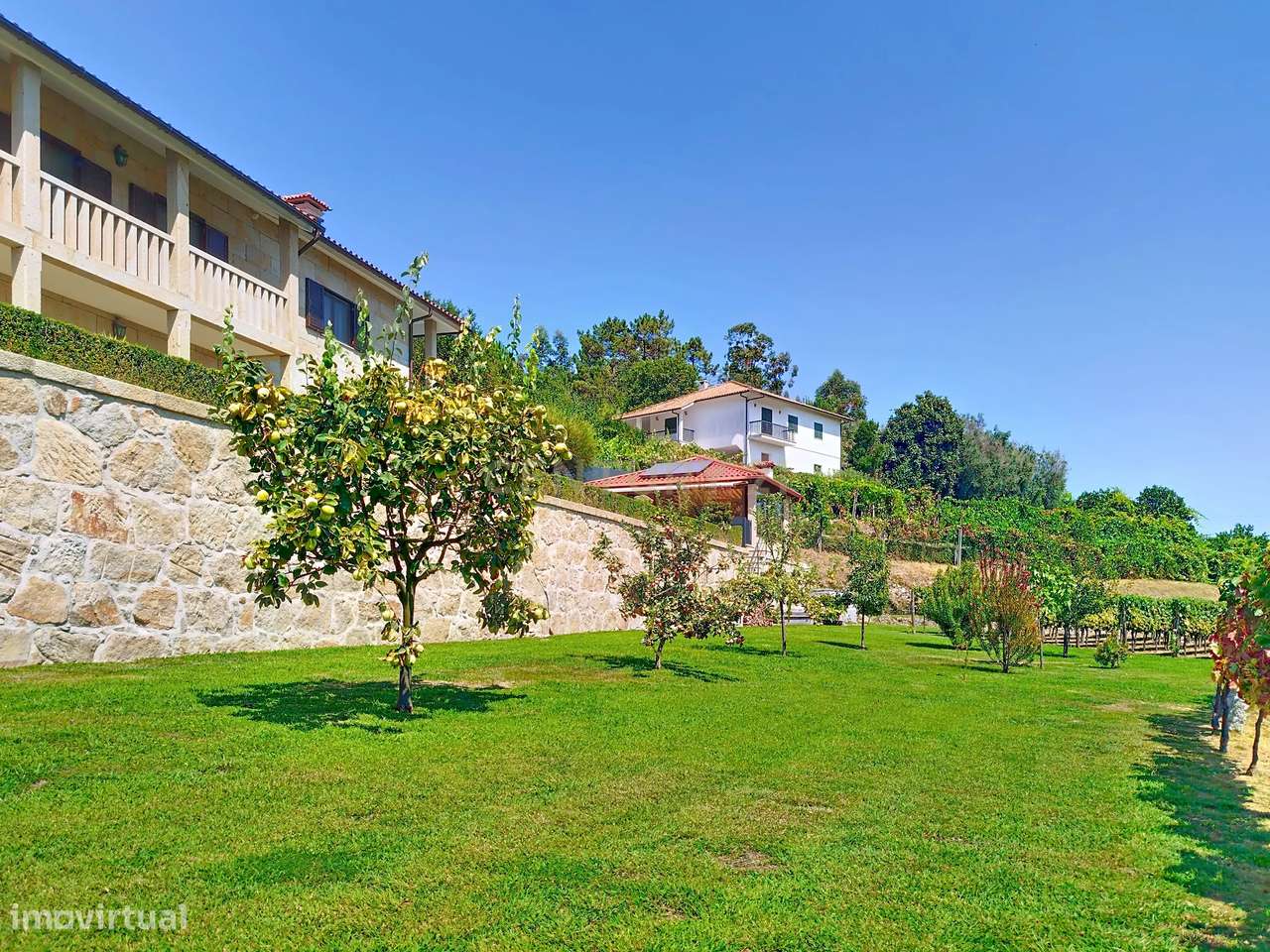 Luxuosa Moradia com Vista Panorâmica em Arcos de Valdevez-5