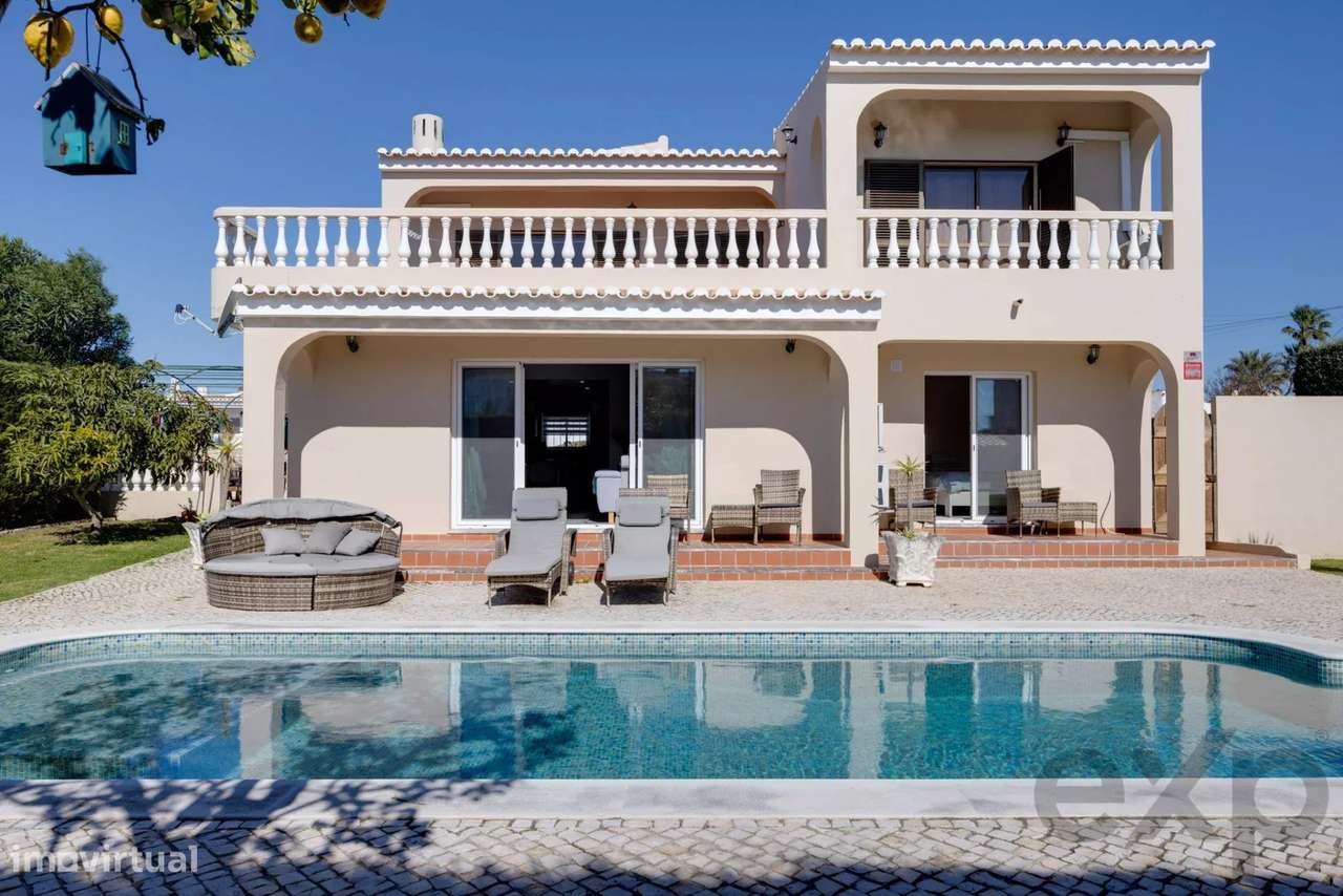 Moradia T3 Renovada "Chave na Mão" com Piscina Virada a Sul em Montinh - Grande imagem: 2/45