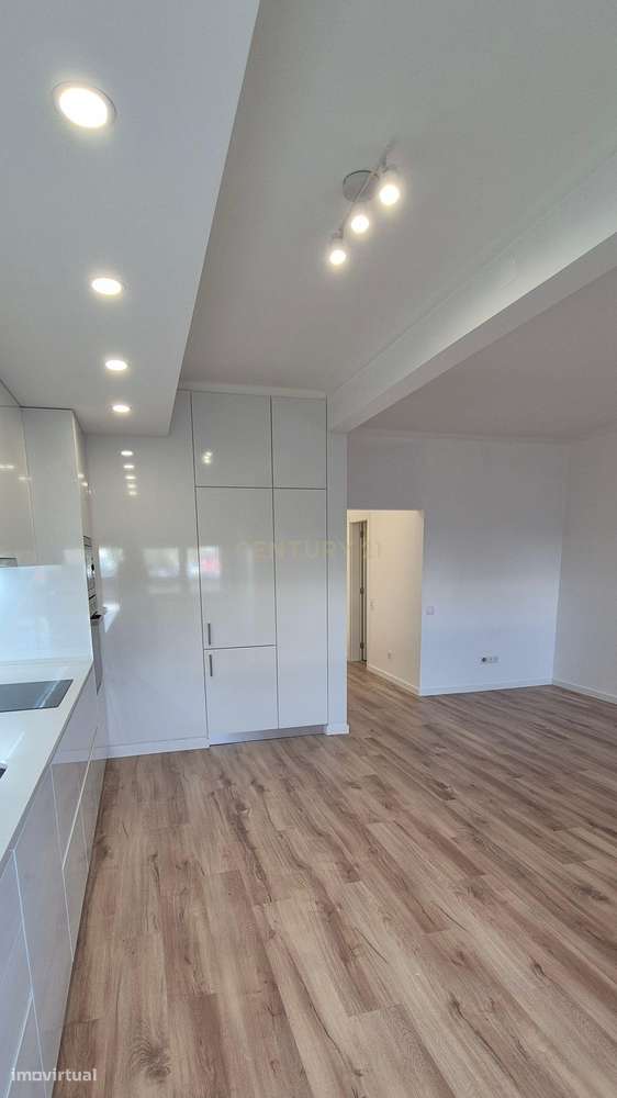 T2 Apartamento Renovado no A. Seixalinho - Barreiro - Grande imagem: 5/20
