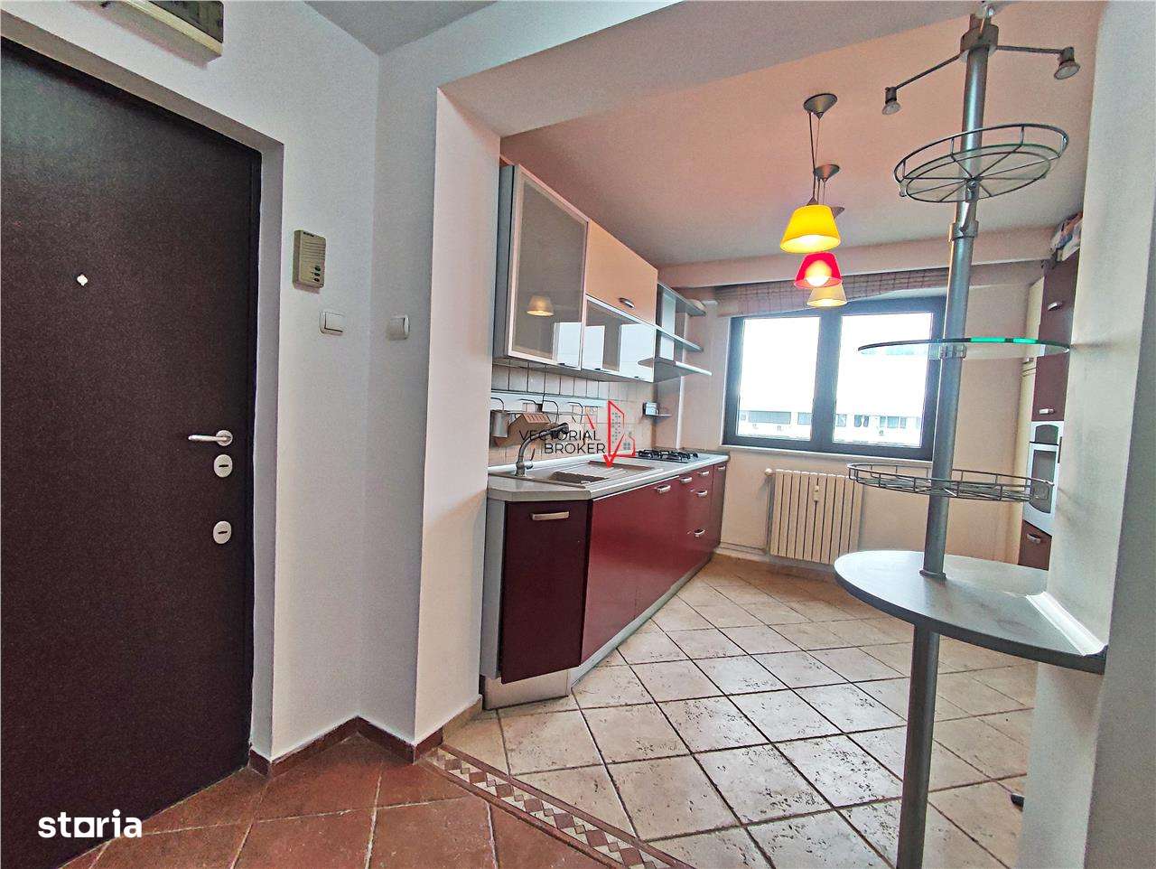 La 5 min de metrou OBOR, bloc reabilitat si anvelopat- gata de mutat!-0