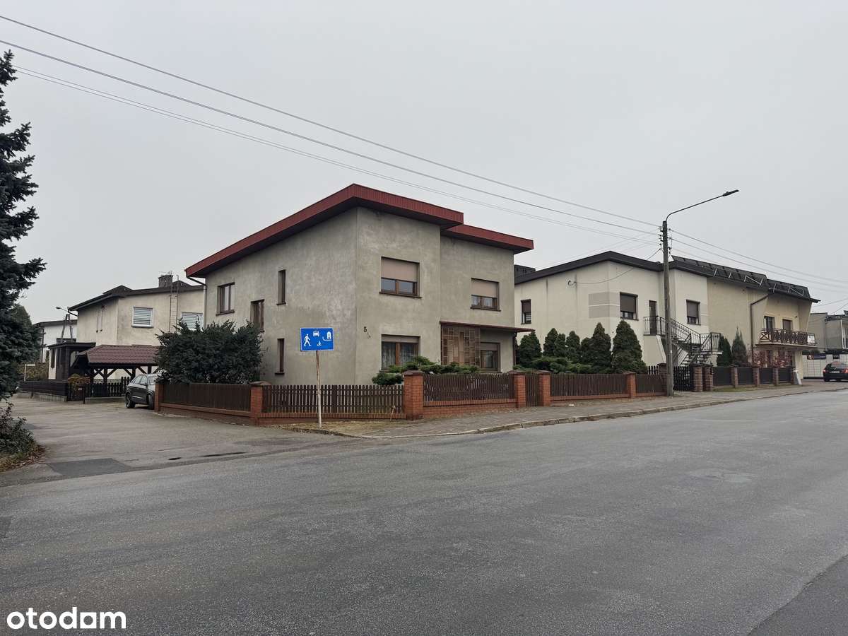 OKAZJA! - Dom w Centrum Ostrzeszowa - idealny pod wynajem 6 pokoi-3