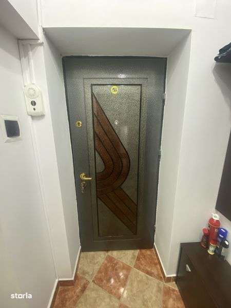 Apartament 3 camere semidecomandat Bld.1 Decembrie 1918