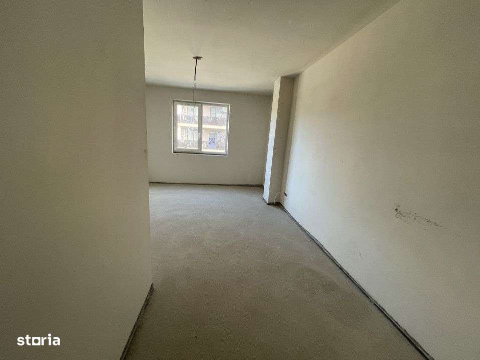 Apartament de 3 camere, 65 mp, balcon, finisat, zona Poligon - Imagine principală: 1/5