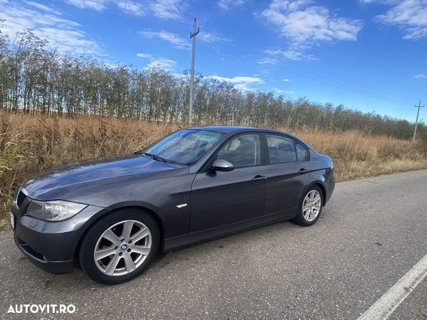 BMW Seria 3 318d DPF Edition Exclusive - 15