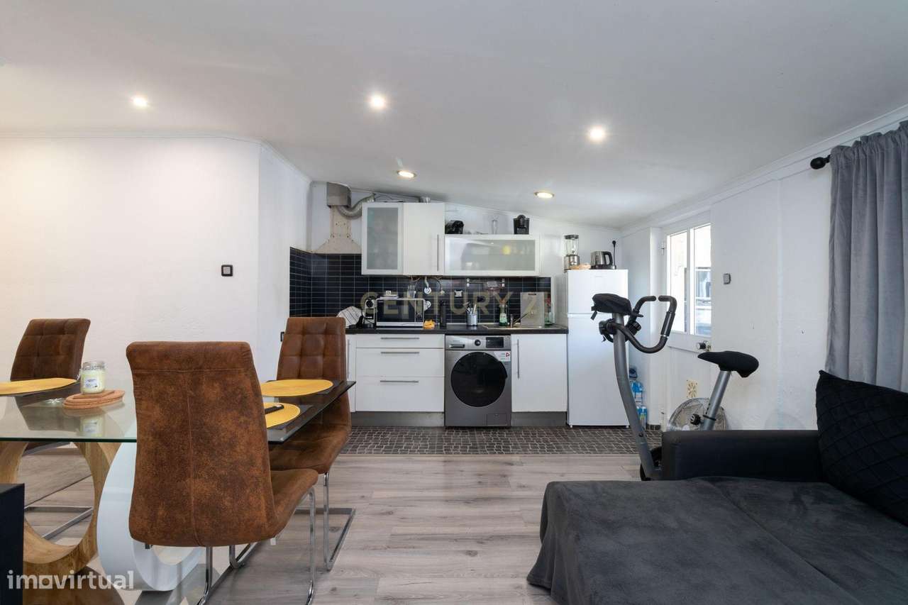 Oportunidade única de investimento em Odivelas – 50% de prédio em prop-5