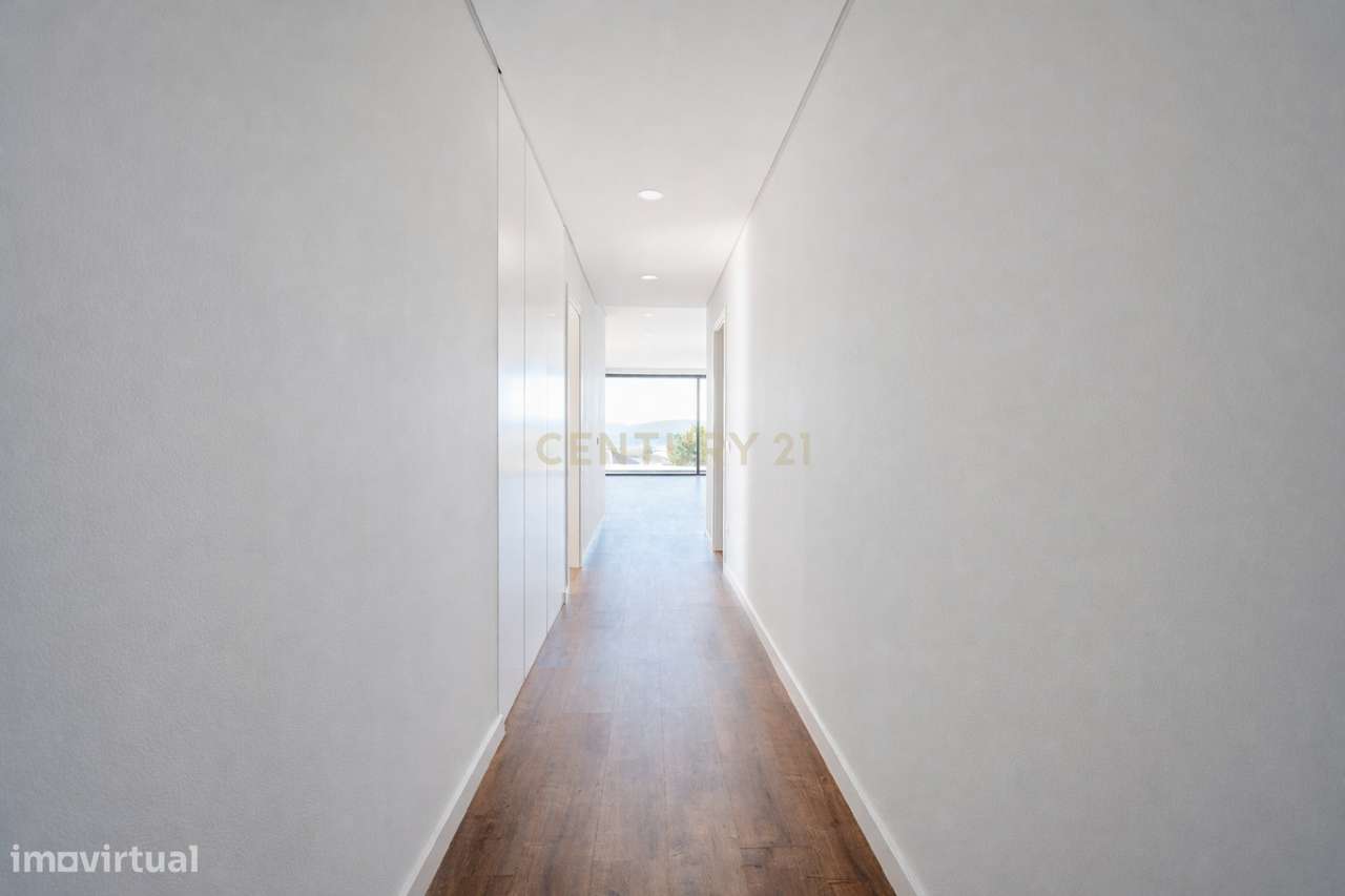 Apartamento T3 - Empreendimento Gardens - Novo - Grande imagem: 5/34