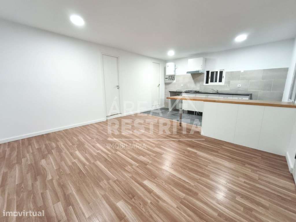 Moradia T1 no Parque Verde em Zona em Fernão Ferro - Grande imagem: 5/16