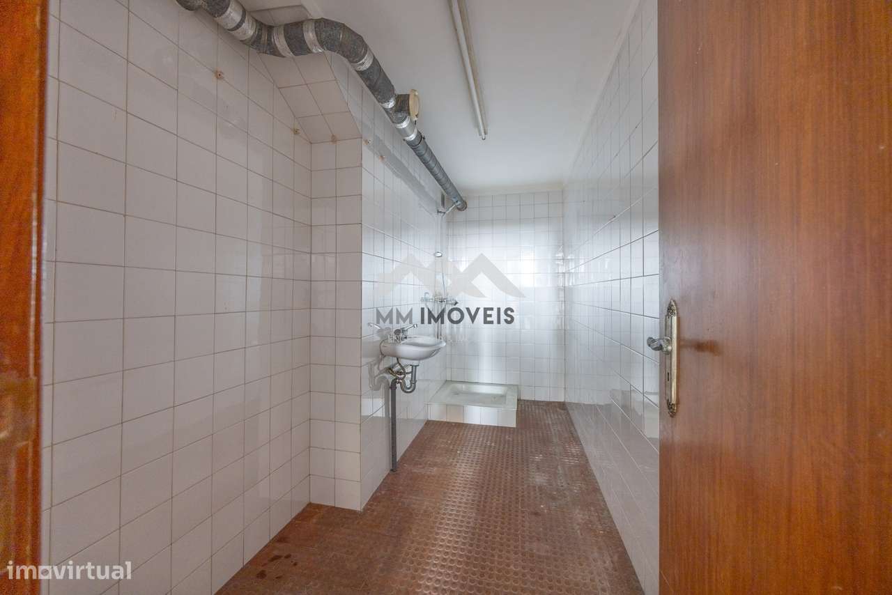 Armazém Industrial | Centro Rio Tinto - Grande imagem: 5/17