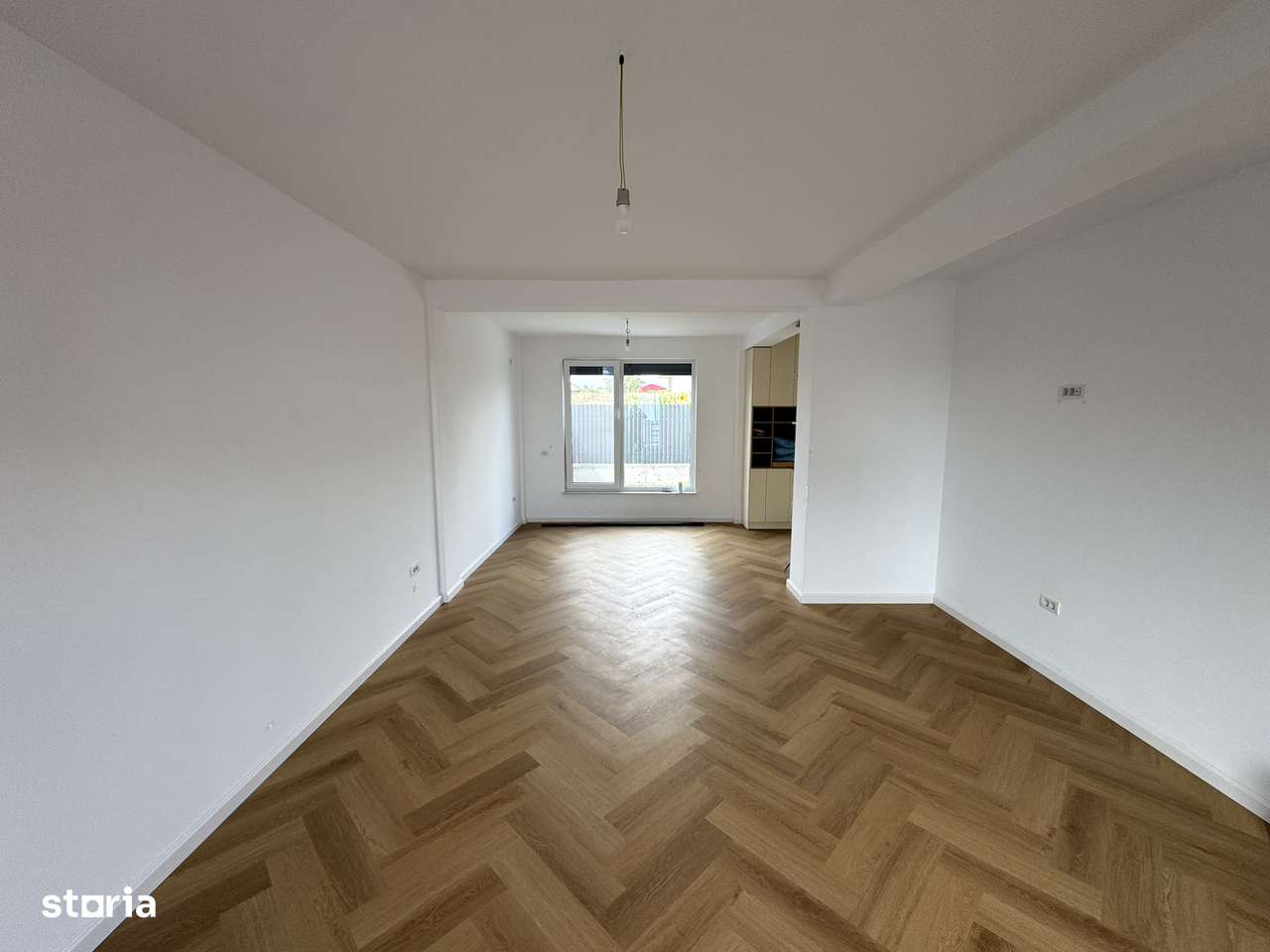 CANALIZ!PLACA si peste etaj!Incalz in pard!Vila 4 camereValea Lupului - Imagine principală: 3/9