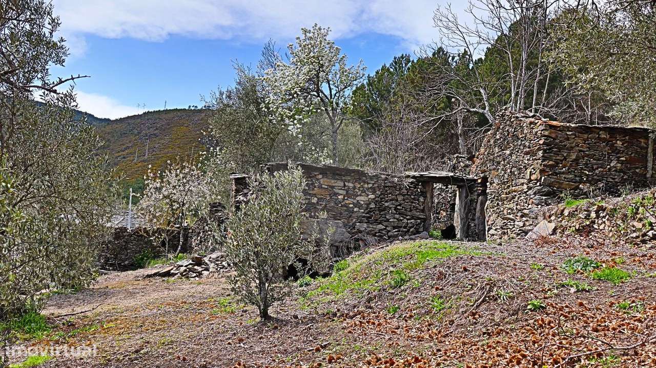 Terreno  para venda - Grande imagem: 2/14