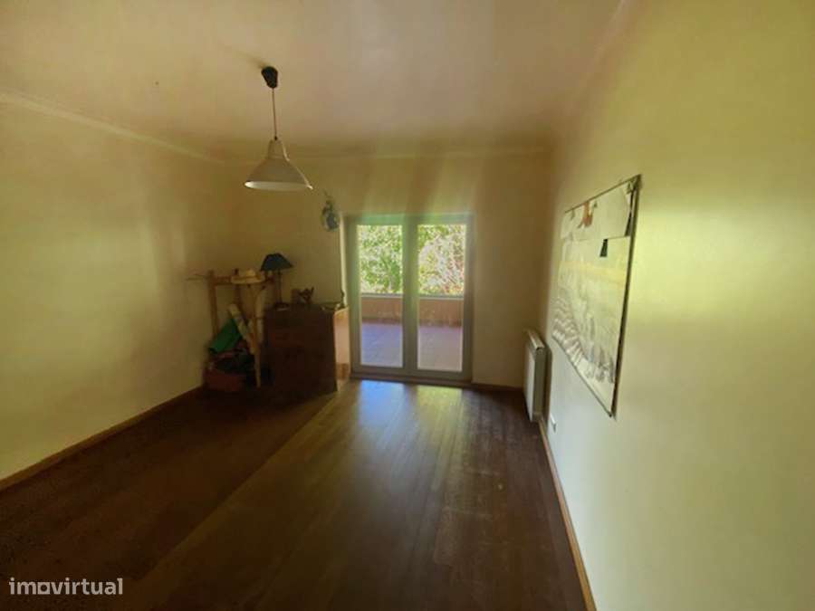 Moradia T5 grande propriedade, pleno campo, arredores Caldas da Rainha-25