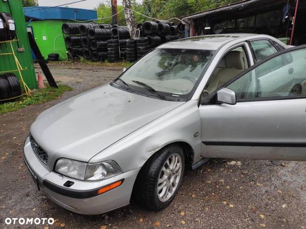 Volvo V40 1.8 benzyna 122KM NA CZĘŚCI Sedan Chrzanów Małopolskie - 7