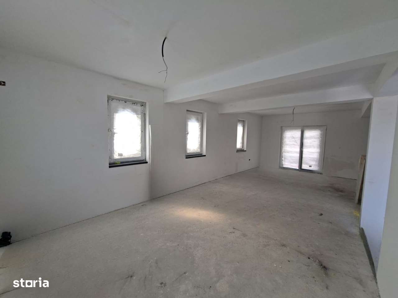 Casa P+1/ 4 camere /Com.Berceni / Asfalt /Comision 0 %-7