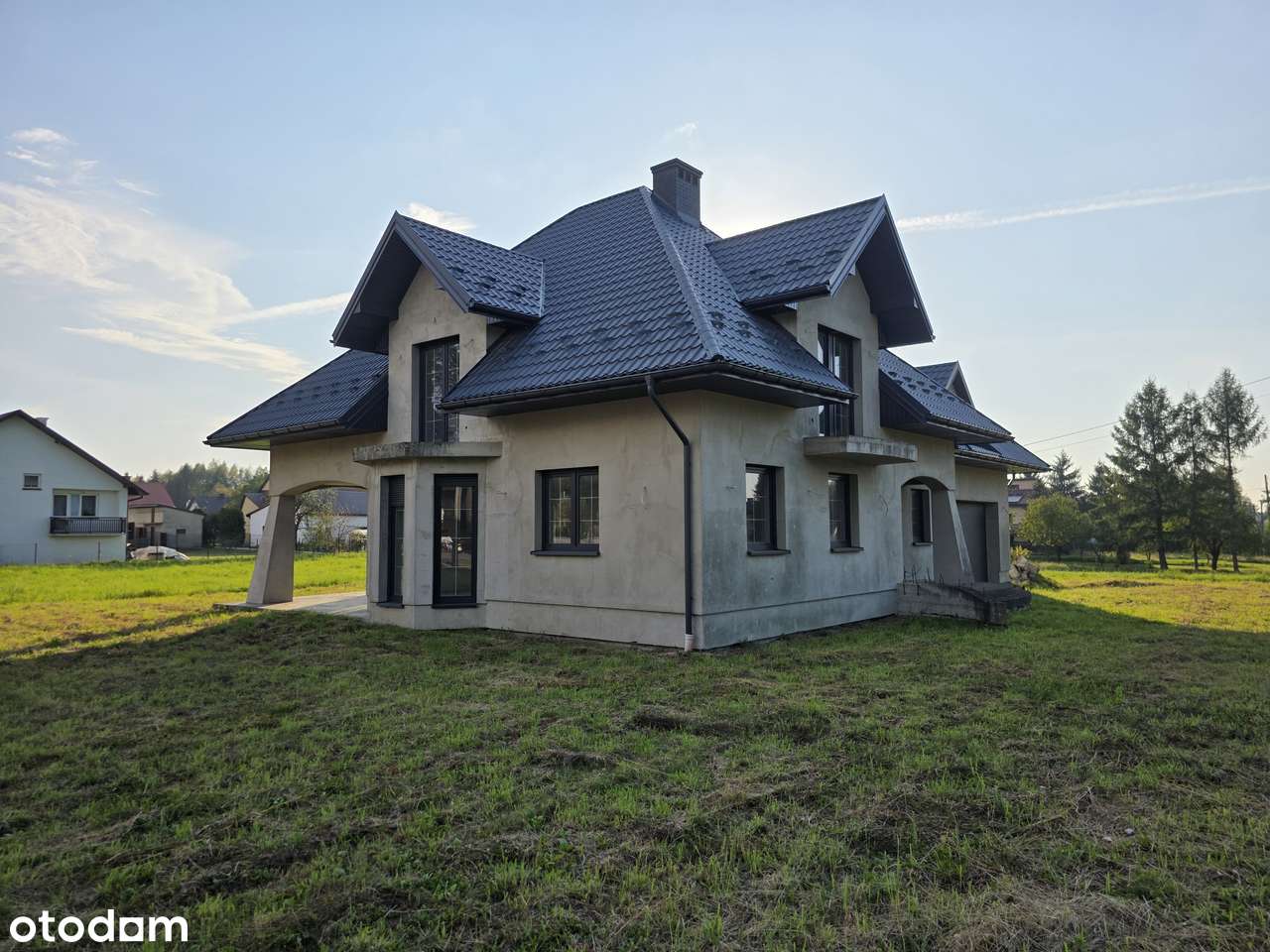 Nowoczesny dom w Pogórskiej Woli – 212 m², 12 arów, spokojna okolica! - Pełny obrazek: 3/20