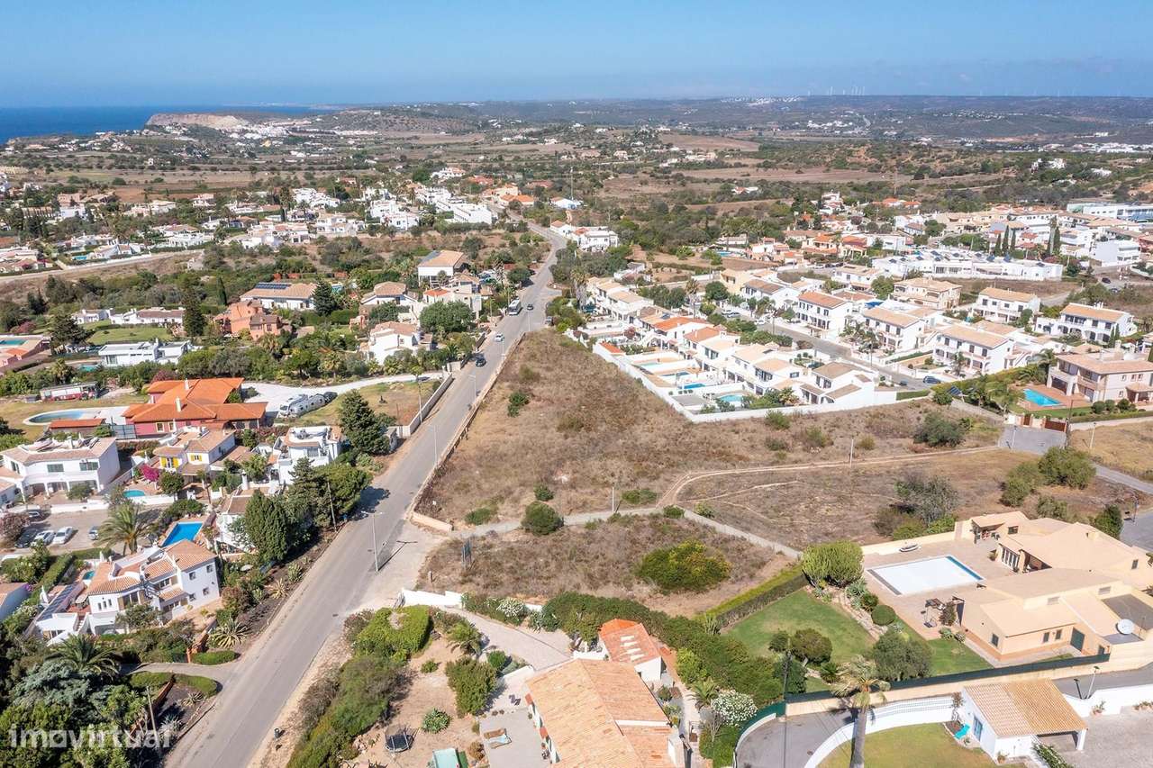 TERRENO URBANO BEM POSICIONADO EM MONTINHOS DA LUZ - Grande imagem: 5/9