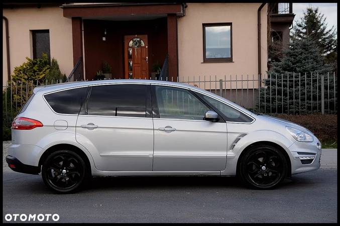 Ford S-Max - 25