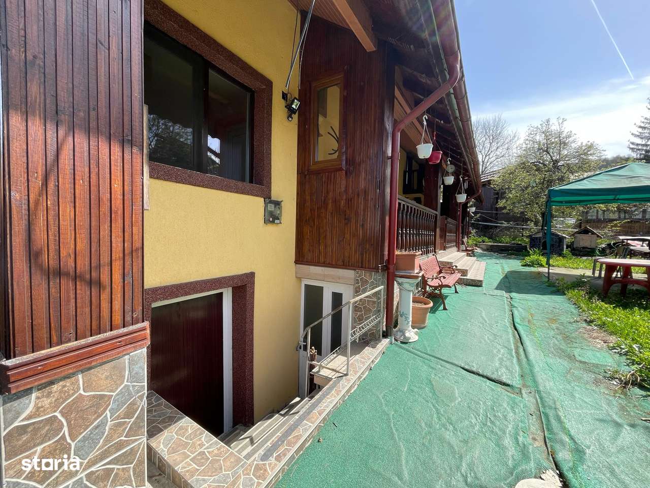 Casa de vanzare in Slanic - Central!-4