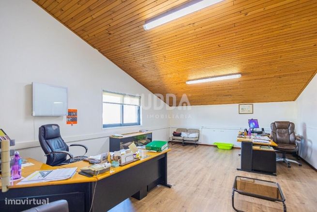Armazém Industrial de Excelência para Venda – Zona Industrial de Corte-23
