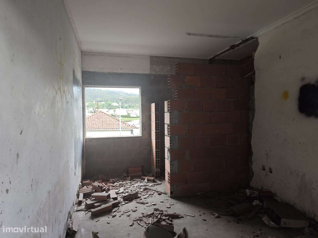 Edifício Inacabado com Enorme Potencial de Rentabilização-37