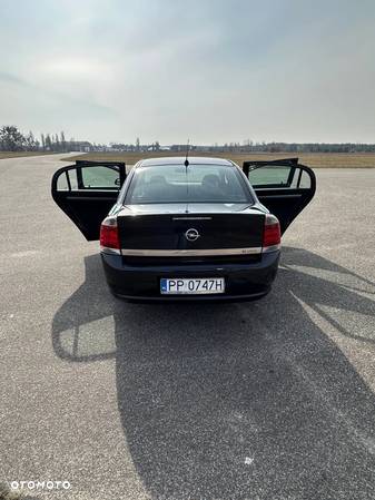 Opel Vectra 1.9 CDTI Cosmo - 16