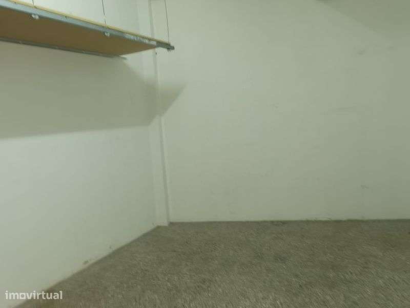 Garagem arrendar - 30 m2  no Feijó - Grande imagem: 4/7