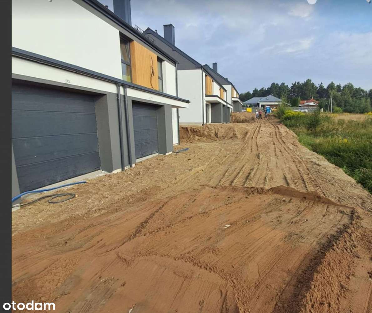 Gotowy bliźniak do odbioru !!4 sypialnie na górze - Pełny obrazek: 4/7