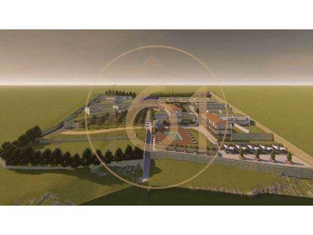 Terreno/Quinta na freguesia de Oliveira do Douro, concelho de Vila Nov - Grande imagem: 4/15